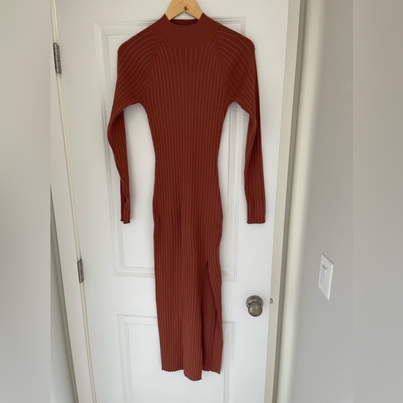 Aritzia Alchemy Dress Sweater Slit Large - Picture 2 of 7